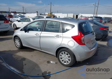 2015 Nissan Versa Note S (Sr)/S Plus/Sl/Sr/Sv z USA, uszkodzony, nr VIN 3N1CE2CP8FL404794